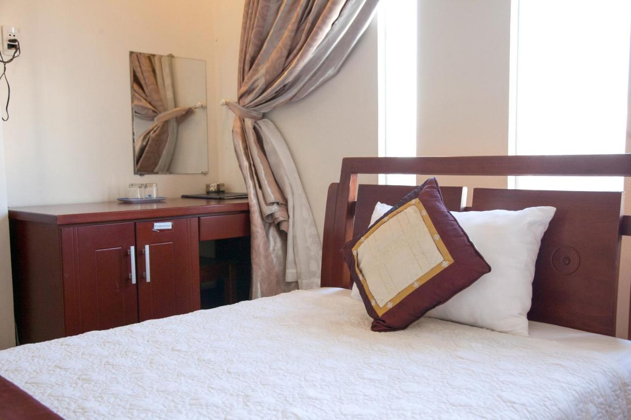 Hoang Thuy Sinh Hotel Da Nang Esterno foto