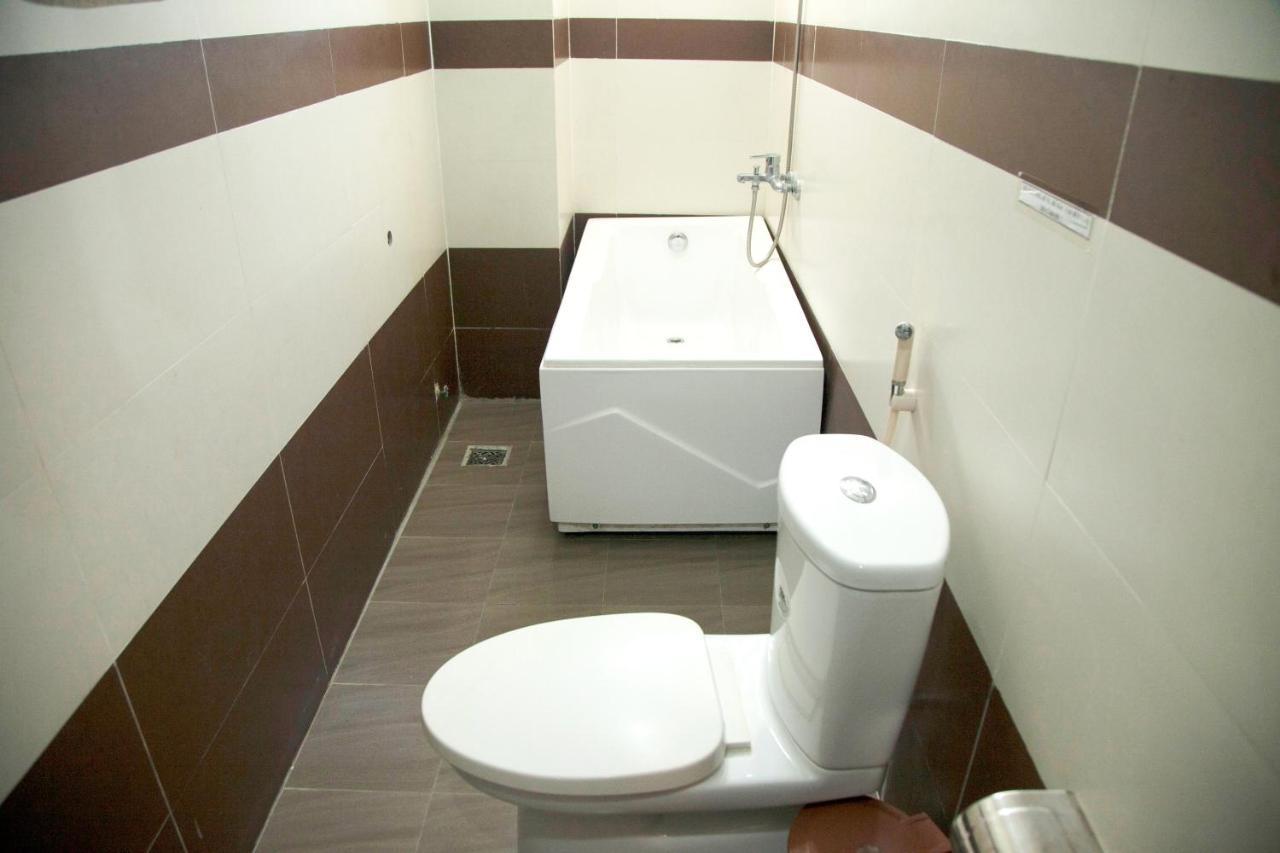 Hoang Thuy Sinh Hotel Da Nang Esterno foto
